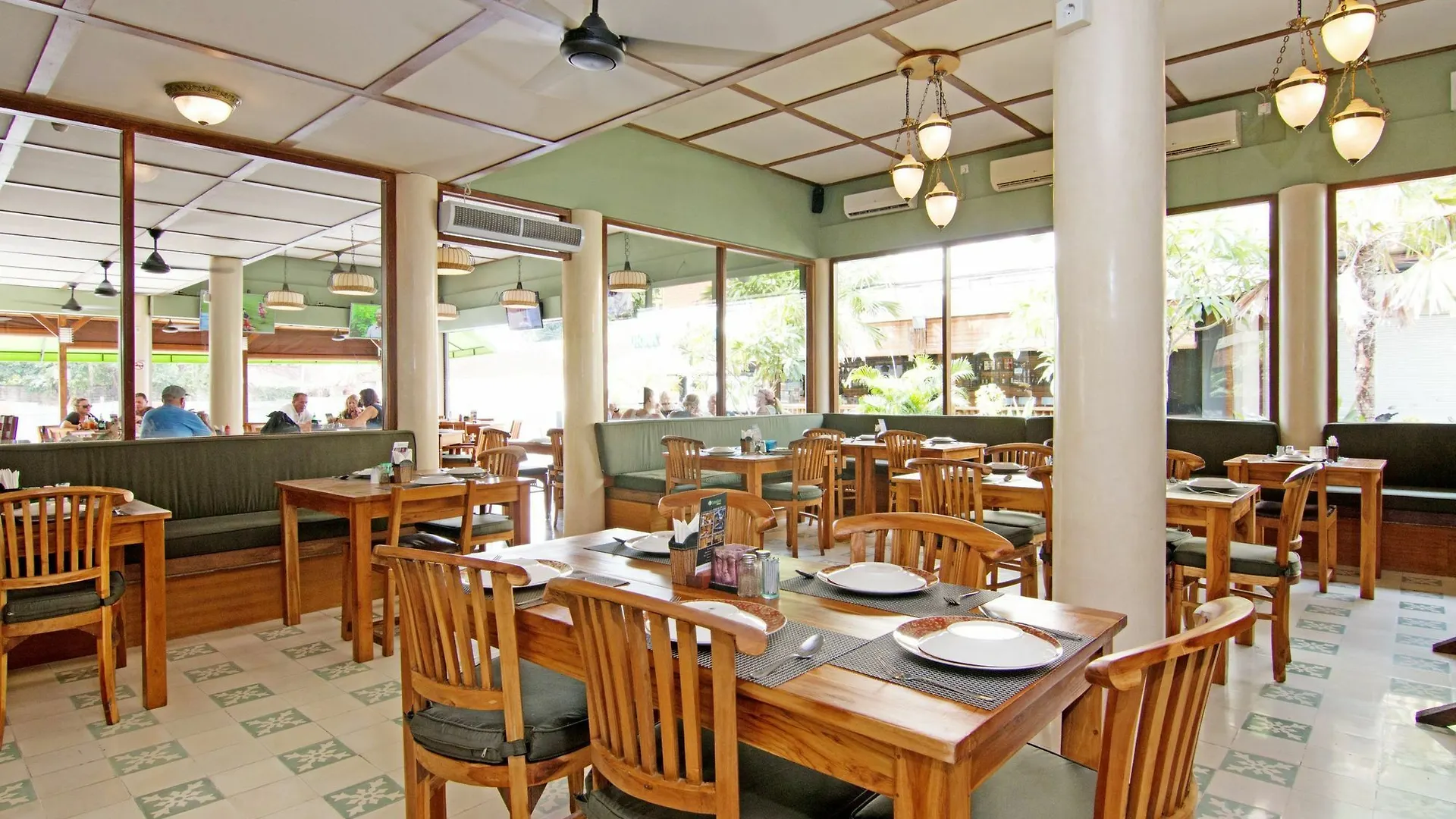 Hotel Zen Villa Seminyak Camplung Tanduk